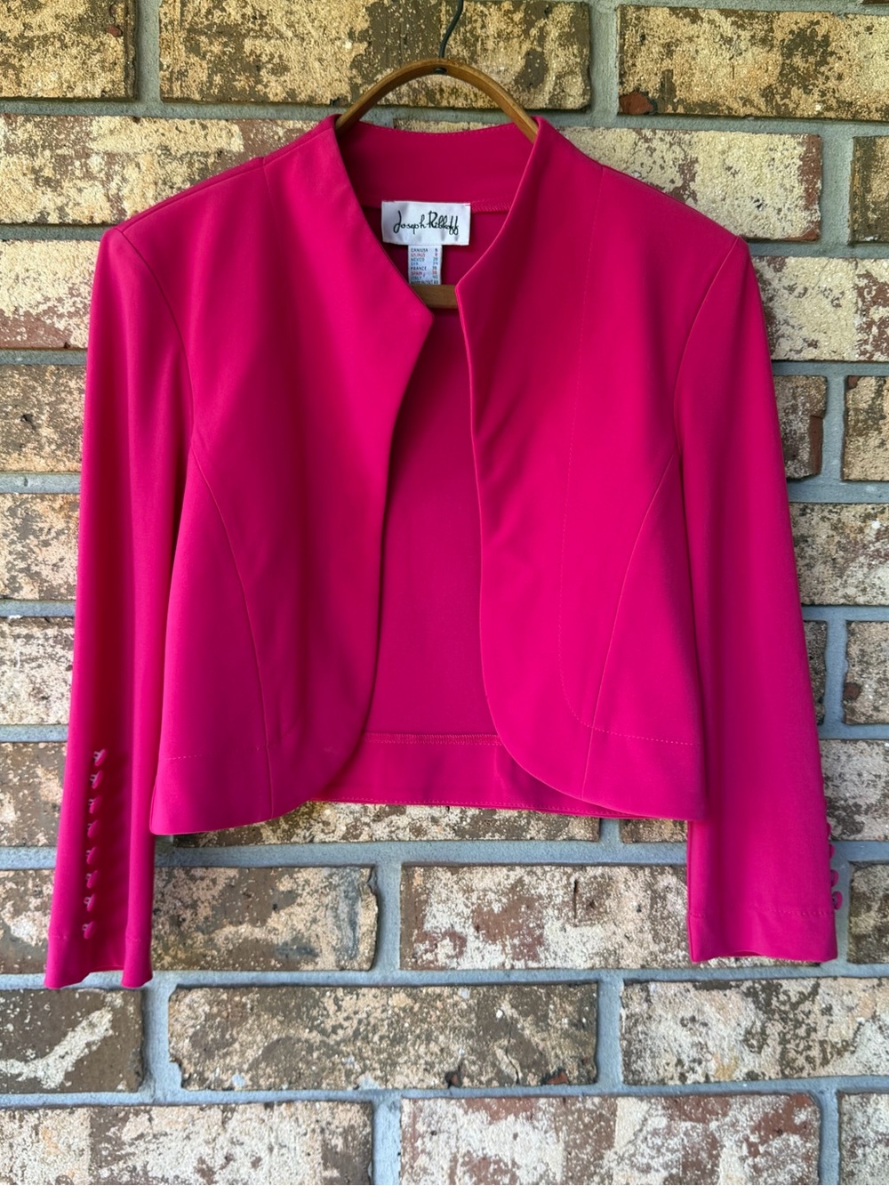 Joseph Ribkoff Jacket Women’s Size 6 Cropped Precious Pink! Beautiful Condition!